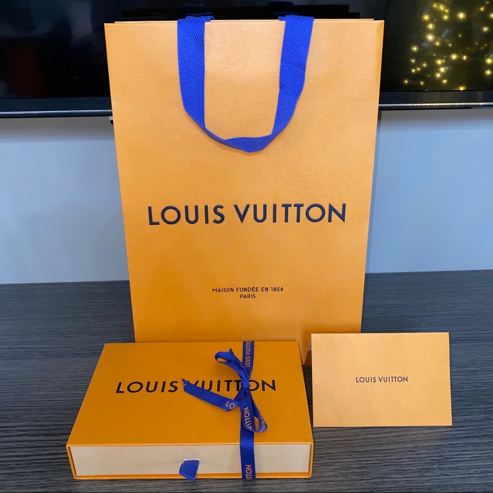 New Authentic Louis Vuitton Box & Shopping Bag